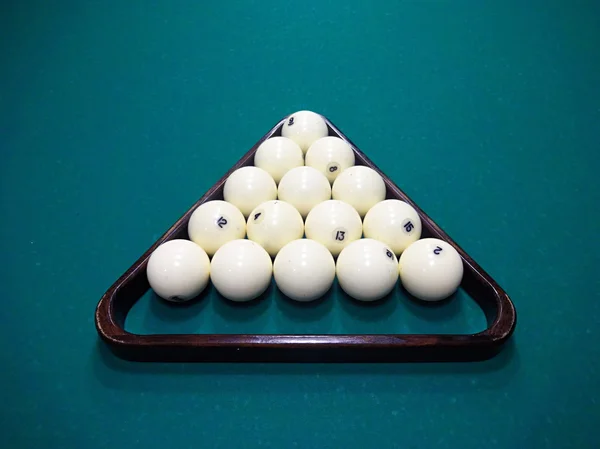 Billiard ball on the cloth — ストック写真