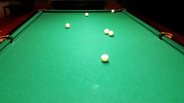 Balle de billard sur le tissu — Photo