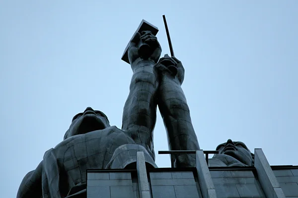 Arbeiter- und Kolchose-Denkmal in Moskau, Russland — Stockfoto