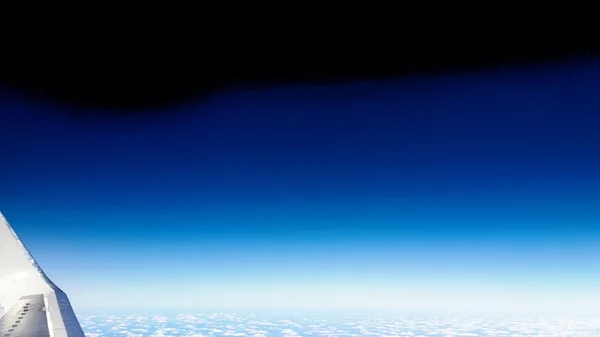 La vista desde el avión de pasajeros — Foto de Stock