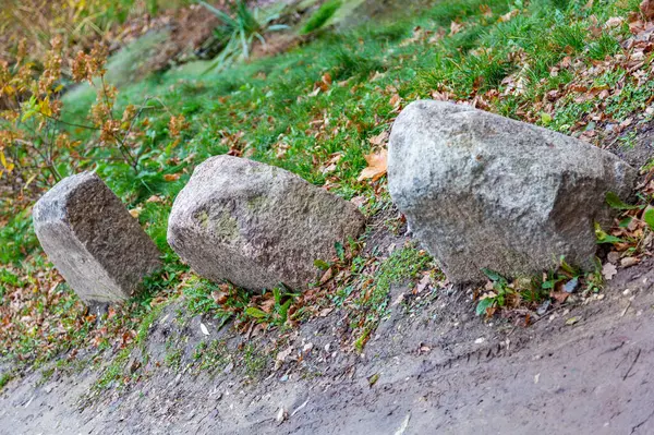 Pedra Natural Áspera Não Tratada Ambiente Diário Jardinagem Paisagismo — Fotografia de Stock