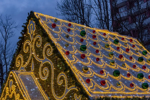 Zelenogradsk Rússia Janeiro 2021 Instalação Leve Festiva Natal Ano Novo — Fotografia de Stock
