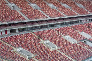 Moskova, Rusya - 14 Mart 2021 Luzhniki futbol stadyumunun içinde. Tribünde boş koltuklar.
