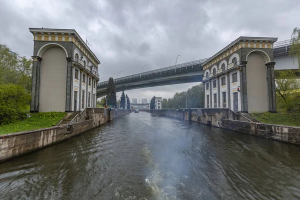 Moskva Ryssland Maj 2021 Gateway Moskva River För Justering Vattennivån — Stockfoto