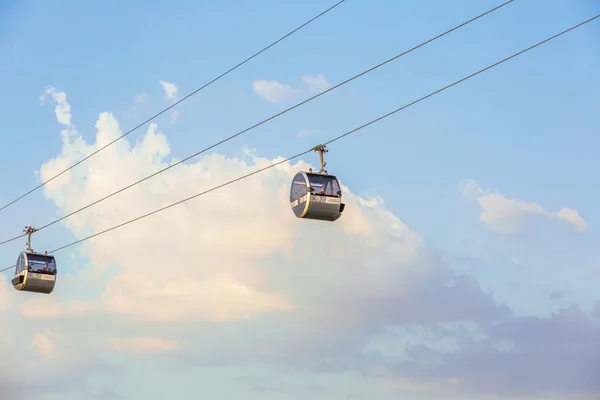 Moscow Russia July 2021 Cabins First City Cable Car Connecting — Stock Photo, Image