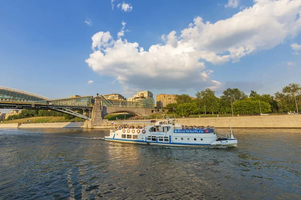 Moscú Rusia Julio 2021 Motora Comercial Para Excursiones Turísticas Largo — Foto de Stock