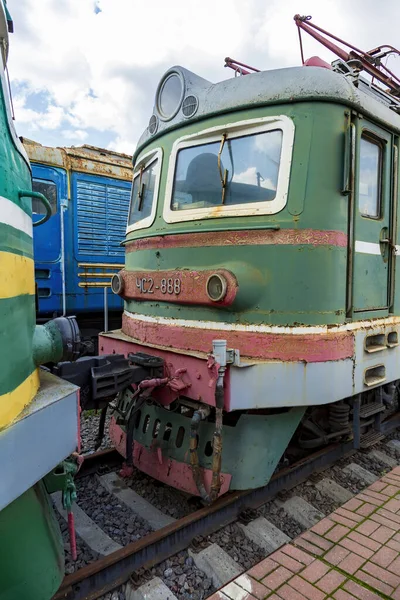2021年8月14日 俄罗斯莫斯科 罕见的苏联复古电力机车 Rizhskaya站Rzd铁路车辆展区 — 图库照片