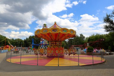 Carousel eğlence parkı