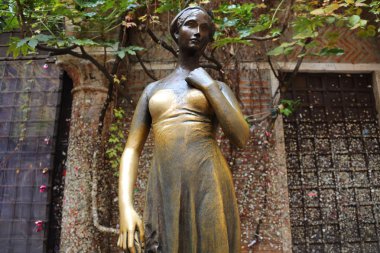 Verona, İtalya için Juliet heykeli