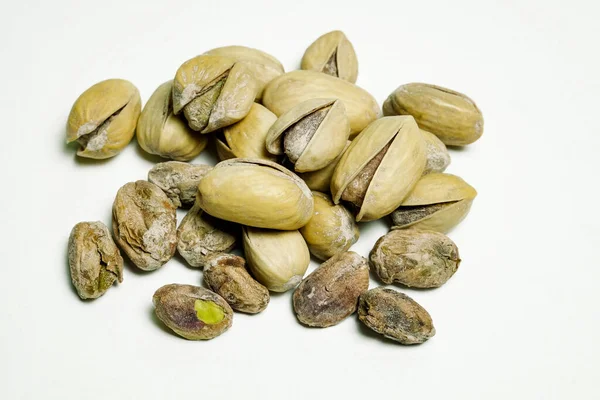 Peeled Pistachio Nuts Peels Photographed Macro Photography White Background — ストック写真