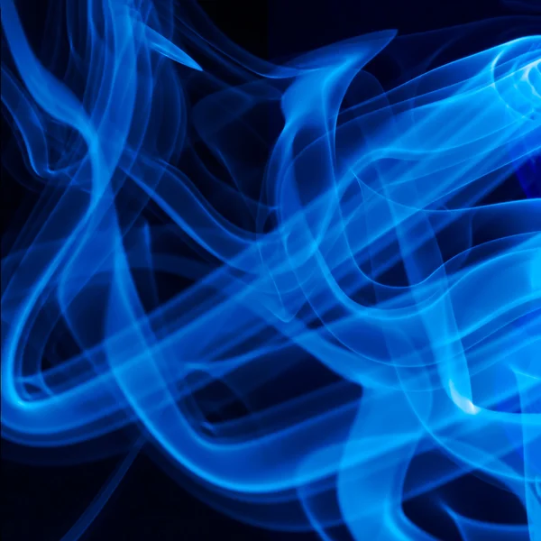 Γαλάζιος καπνός που βγαίνει τυχαία καμπύλες γραμμές φόντο — Φωτογραφία Αρχείου