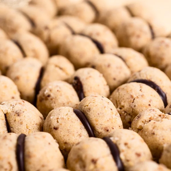 Biscoitos italianos chamados baci di dama feitos com nozes — Fotografia de Stock