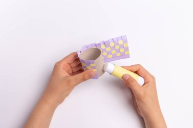 DIY bahar tatili zanaatı, kağıt çiçekler