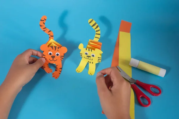 Idee artigianali di carta tigre per bambini — Foto Stock