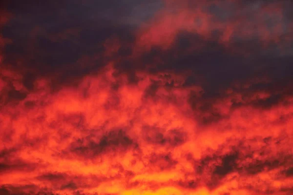 Sonnenuntergang Himmel Orangener Himmel Sonnenstrahlen Tapete Wolken — Stockfoto