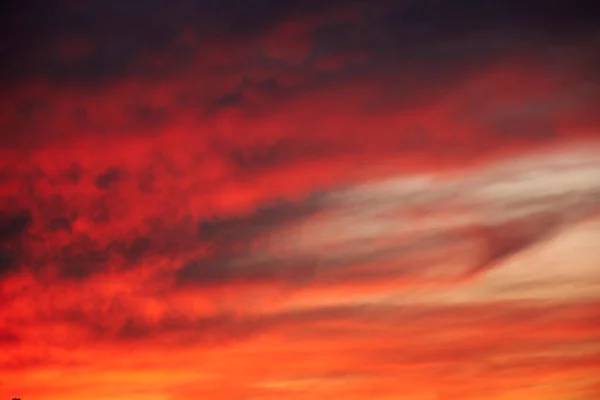 Sonnenuntergang Himmel Orangener Himmel Sonnenstrahlen Tapete Wolken — Stockfoto