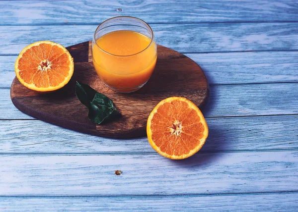 Glass Orange Juice Wooden Table Wooden Floor Nails Halved Oranges — Stock Photo, Image