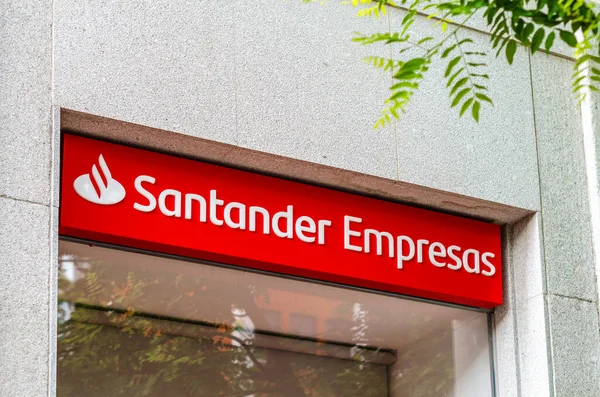 Madrid Espanha Maio 2021 Santander Empresas Filial Bancária Madrid Espanha — Fotografia de Stock