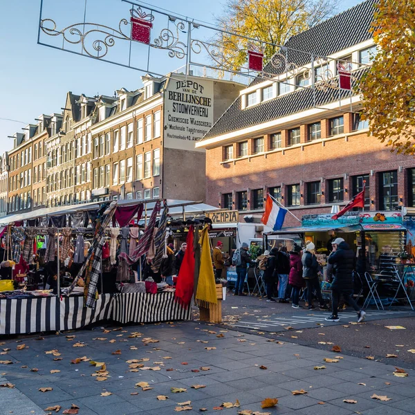 Amsterdam Nederland November 2018 Bezoekers Van Albert Cuyp Markt Een — Stockfoto