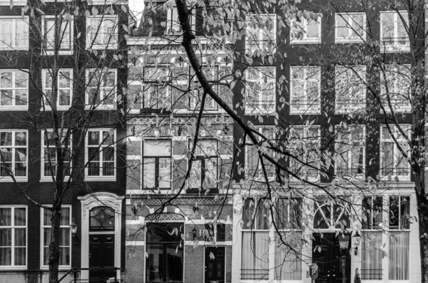 Typische Holländische Architektur Amsterdam Niederlande Schwarz Weiß Bild — Stockfoto