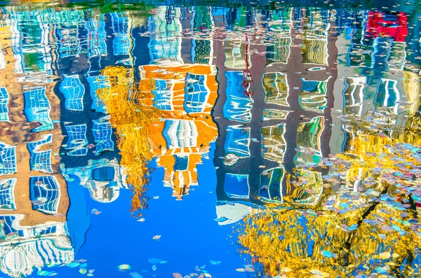 Vibrant Reflection Colorful Buildings Canal Amsterdam Netherlands — Stock Photo, Image