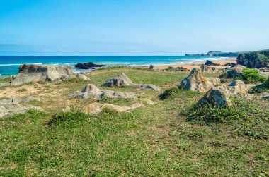 Kuzey İspanya, Cantabria 'daki Liencres Dunes Doğal Parkı' nın manzarası
