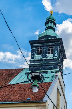 Dini mimari, Avusturya, Graz 'da bir kilise manzarası