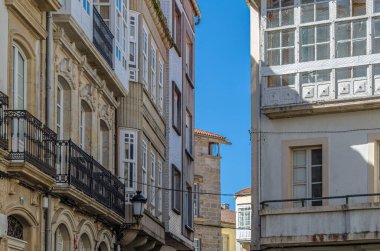 İspanya 'nın kuzeybatısında, Galiçya' nın bir bölgesi olan Noya 'da mimarlık.