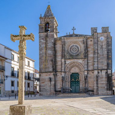 San Martin Kilisesi Noya, A Coruna bölgesi, Galiçya, kuzeybatı İspanya. 1434 yılında tamamlanmış, Galiçya Gotik tarzının temsili bir tapınağıdır.