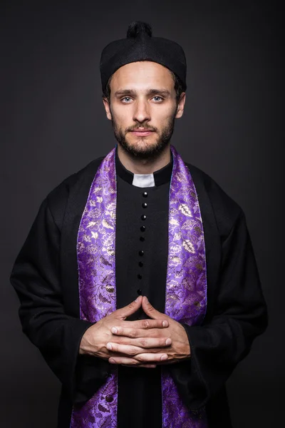 Humble catholic priest — Stock Photo, Image