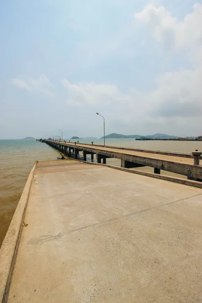 Dongtan strand, sattahip strand en tropische zee in Thailand — Stockfoto