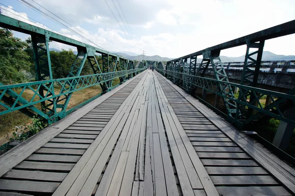 Ponte em pai 16 Dezembro 2015: "ponte memorial na cidade de pai" mae hong filho, tailândia — Fotografia de Stock