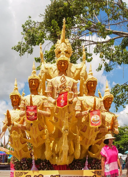 Art thaïlandais forme de cire (Ubon Candle Festival 2014 ) — Photo