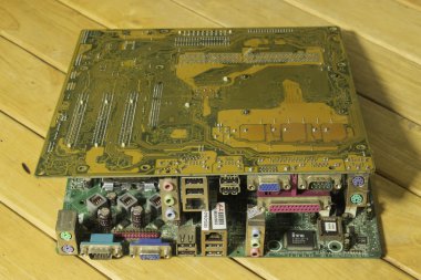 478 ve 775 anakart soket