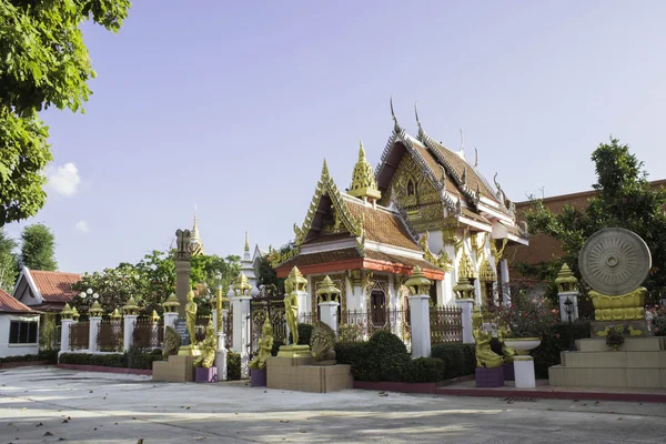 Thailand Temple And Statues — Stock Photo, Image