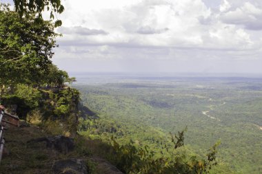 Kez Pha Mo ben Daeng Sisaket, Tayland