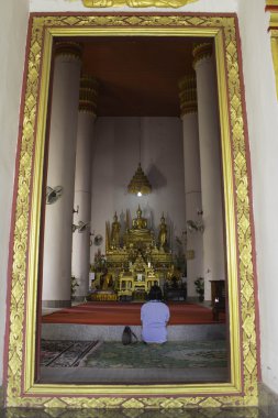 Wat Phra Nakhon Nakhon Phanom o