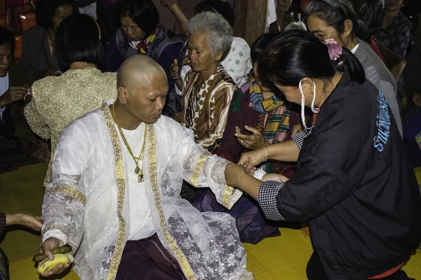 Religious ceremonies and ordination of men to a monk of Thailand Isaan — Stock Photo, Image