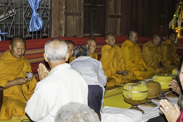 Religious ceremonies and ordination of men to a monk of Thailand Isaan — Stock Photo, Image