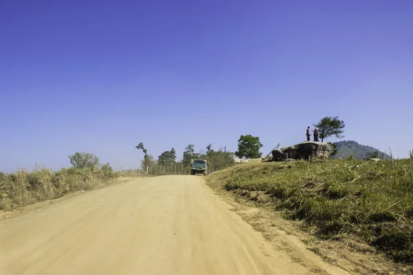 Vistas de las montañas y caminos de montaña . — Foto de Stock