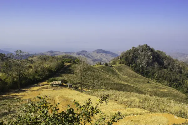 Paisaje montañoso en Nan . — Foto de Stock