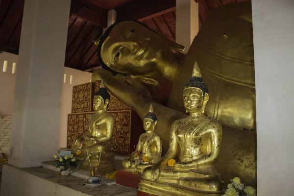 Platser för tillbedjan och tempel konst av Thailand. — Stockfoto