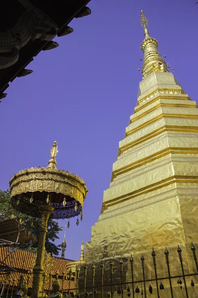 Platser för tillbedjan och tempel konst av Thailand. — Stockfoto