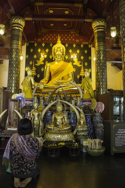 Platser för tillbedjan och tempel konst av Thailand. — Stockfoto