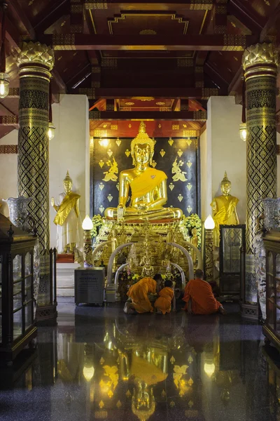 Lugares de culto y arte del templo de Tailandia . —  Fotos de Stock