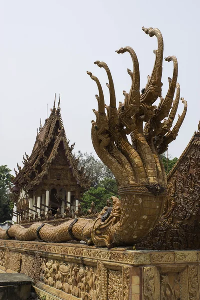 Plaatsen van aanbidding en tempel kunst van Thailand. — Stockfoto