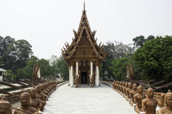 Plaatsen van aanbidding en tempel kunst van Thailand. — Stockfoto