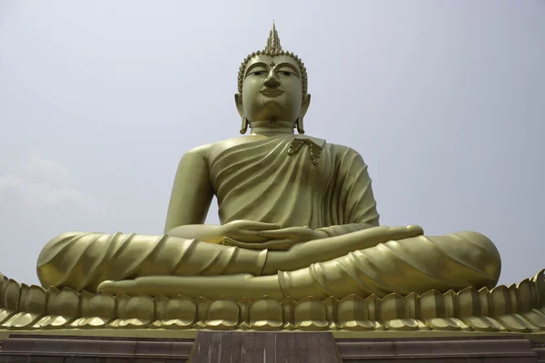 Wat Phrayai,THAILAND Mar 19 2015:"Art and statues of Buddha in Buddhism." Ubonratchathani,Thailand. — Stock Photo, Image
