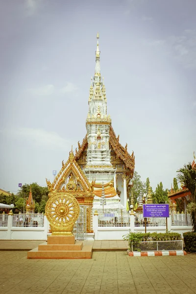 Kultstätten und Tempelkunst des thailändischen Yasothon, Thailand — Stockfoto