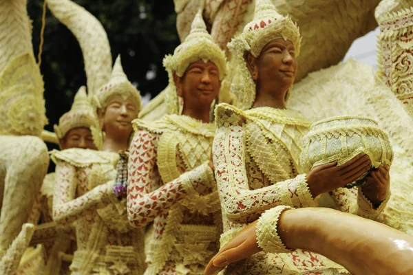 Festival de las Velas UBON RATCHATHANI, TAILANDIA - 2 de agosto: "Las Velas están talladas en cera, forma de arte tailandés de cera (Ubon Candle Festival 2015) el 2 de agosto de 2015, UbonRatchathani, Tailandia —  Fotos de Stock